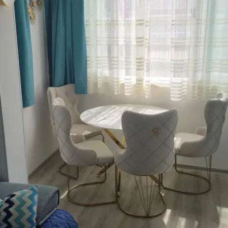 Apartment Mango 2 *